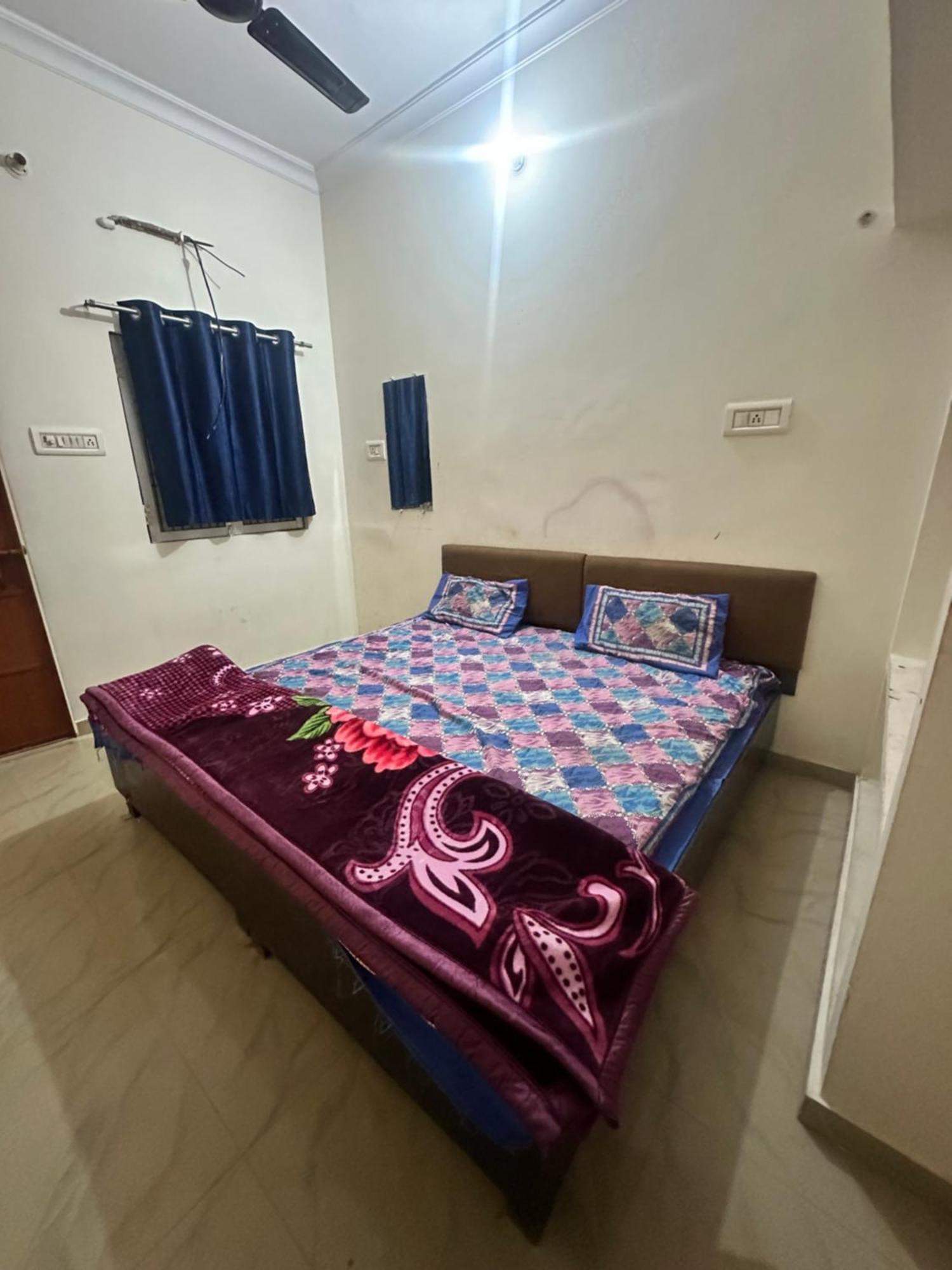Khatu Shyam Guest House Ayodhya Exterior photo