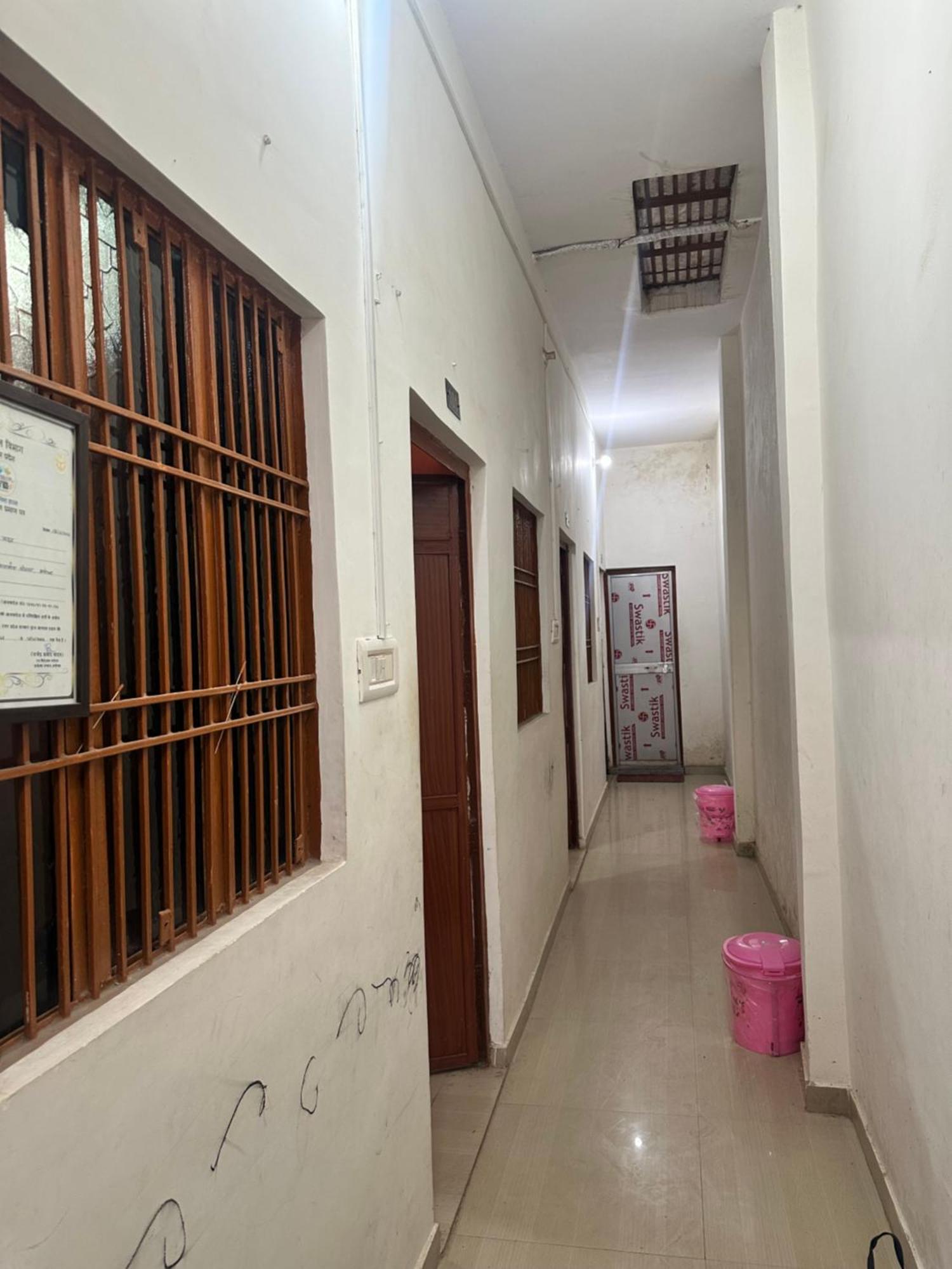 Khatu Shyam Guest House Ayodhya Exterior photo