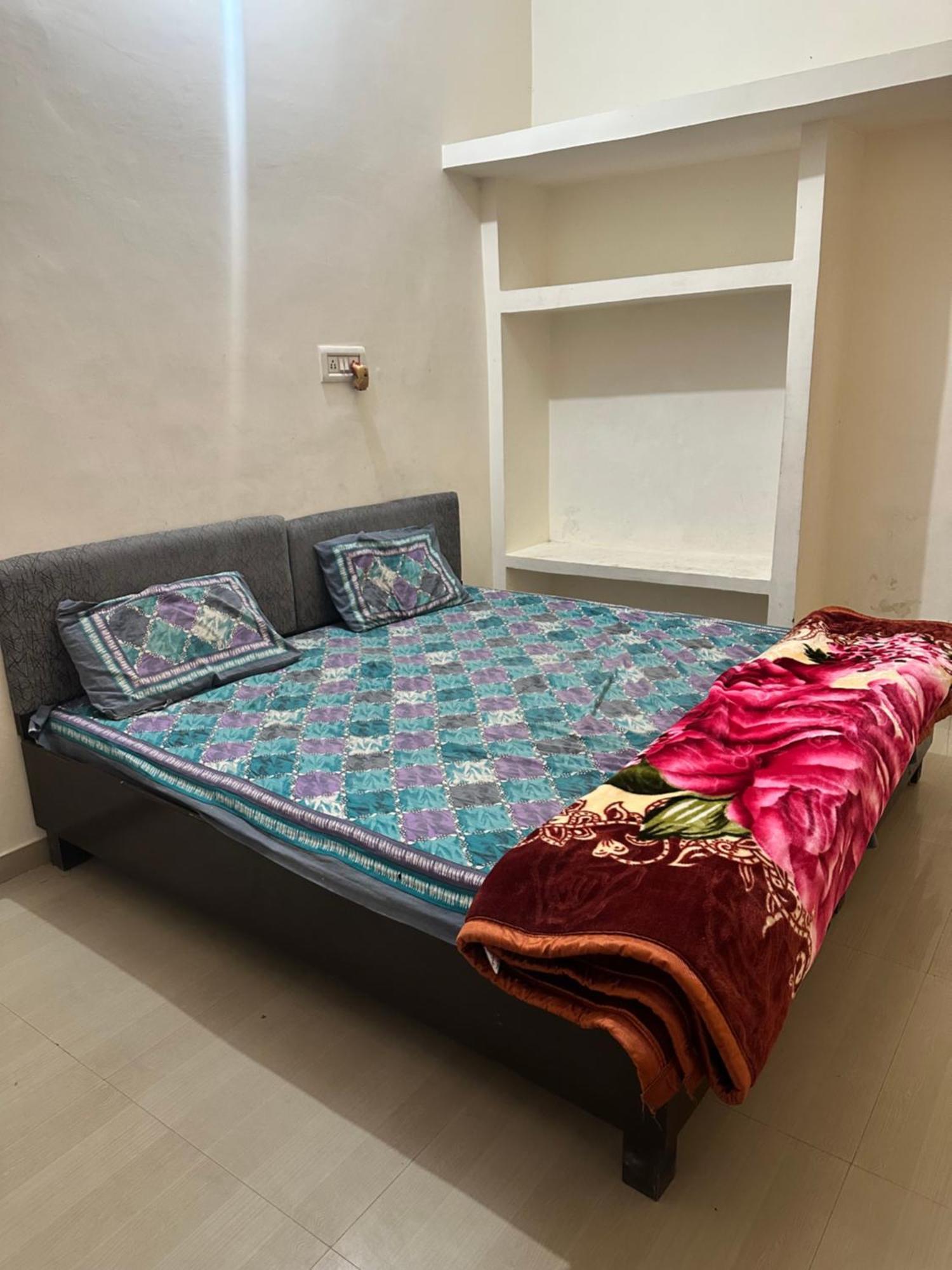 Khatu Shyam Guest House Ayodhya Exterior photo